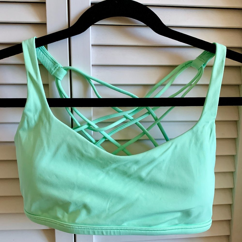 Lululemon Free to Be Wild Sports Bra